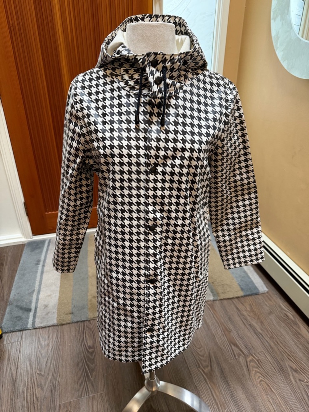 Stutterheim Houndstooth Hooded Rain Coat - Black & White